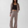 100 % bomulls gensere i avslappet stil