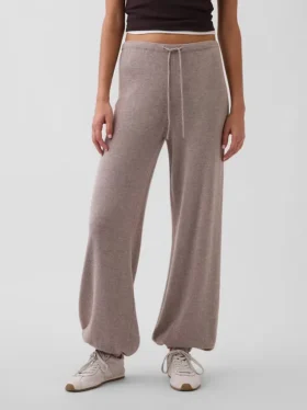 100 % bomulls gensere i avslappet stil