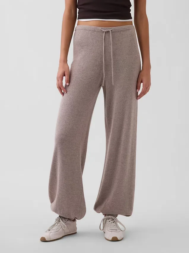 100 % bomulls gensere i avslappet stil