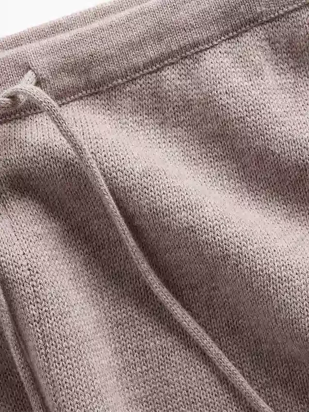 100 % bomulls gensere i avslappet stil