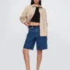 11" langmodell denimshorts med middels høy midje