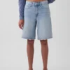 11" langmodell denimshorts med middels høy midje