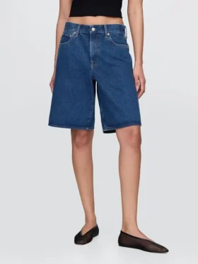 11″ langmodell denimshorts med middels høy midje