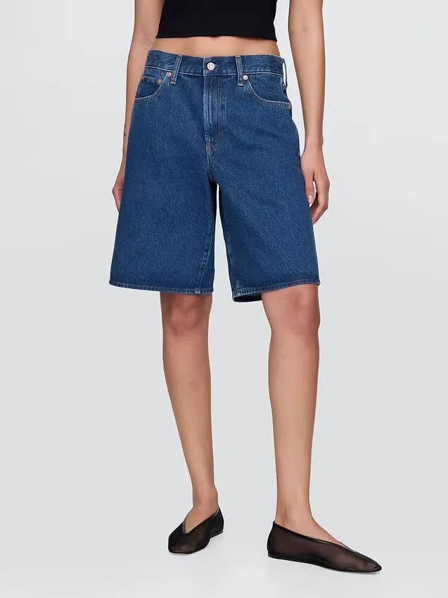 11" langmodell denimshorts med middels høy midje