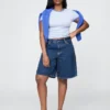 11" langmodell denimshorts med middels høy midje