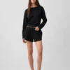 3" strikkede shorts med delfin-kant