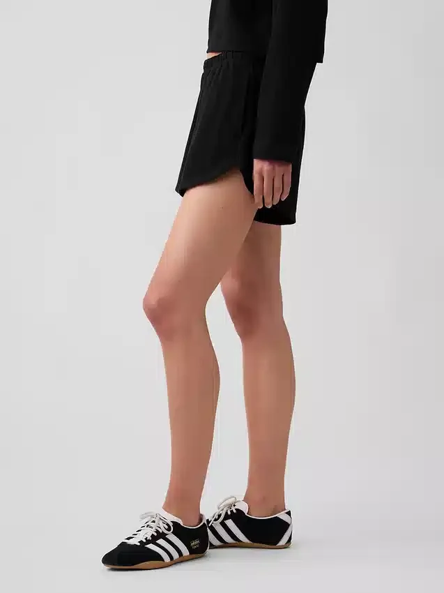 3" strikkede shorts med delfin-kant