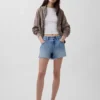 4" midje, ultramyke, avslappede Shorts med avkuttet kant