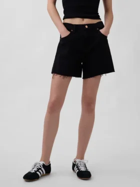 4″ midje, ultramyke, avslappede Shorts med avkuttet kant