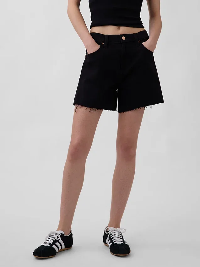 4" midje, ultramyke, avslappede Shorts med avkuttet kant