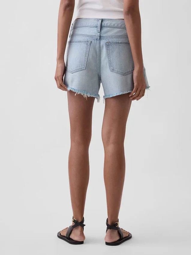 4" midje, ultramyke, avslappede Shorts med avkuttet kant