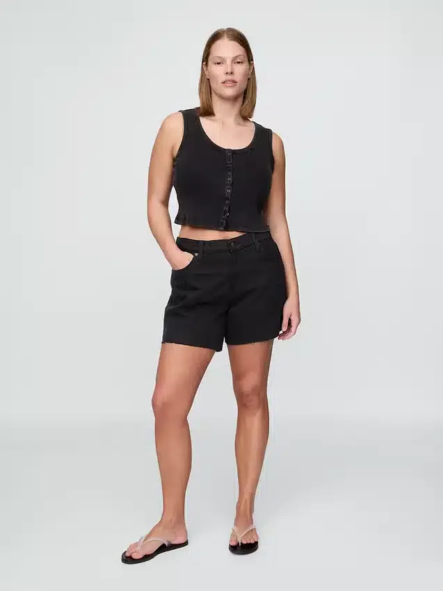 4" midje, ultramyke, avslappede Shorts med avkuttet kant
