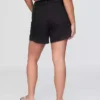 4" midje, ultramyke, avslappede Shorts med avkuttet kant
