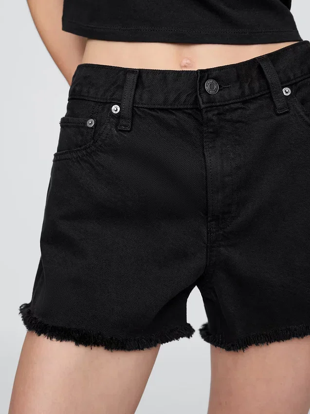 4" midje, ultramyke, avslappede Shorts med avkuttet kant