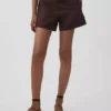 4" Shorts i linblanding med middels høy midje