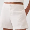4" Shorts i linblanding med middels høy midje