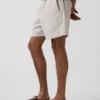 5,5" avslappede shorts i linblanding