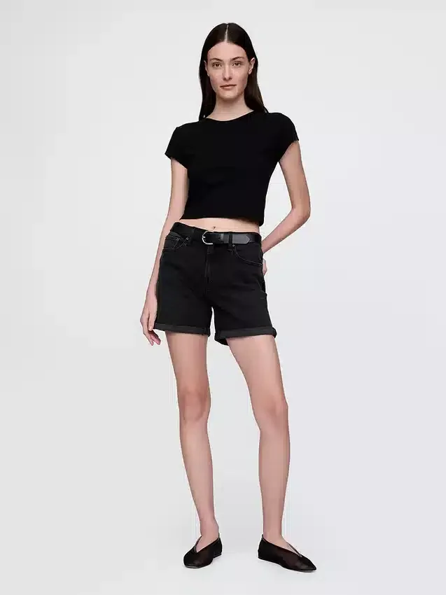 5" midt høye denim-Shorts i girlfriend-stil