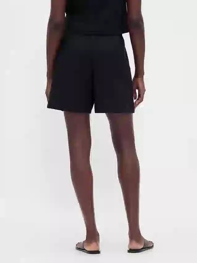 6" Shorts i linblanding