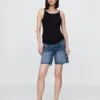 7" Mammaklær-shorts i denim med hel front