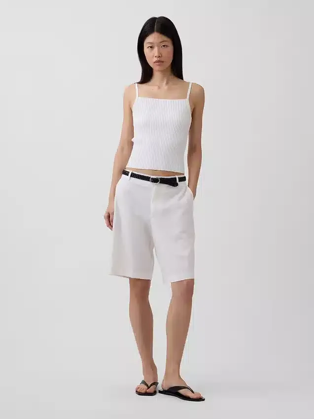 9" shorts i linblanding med lav midje