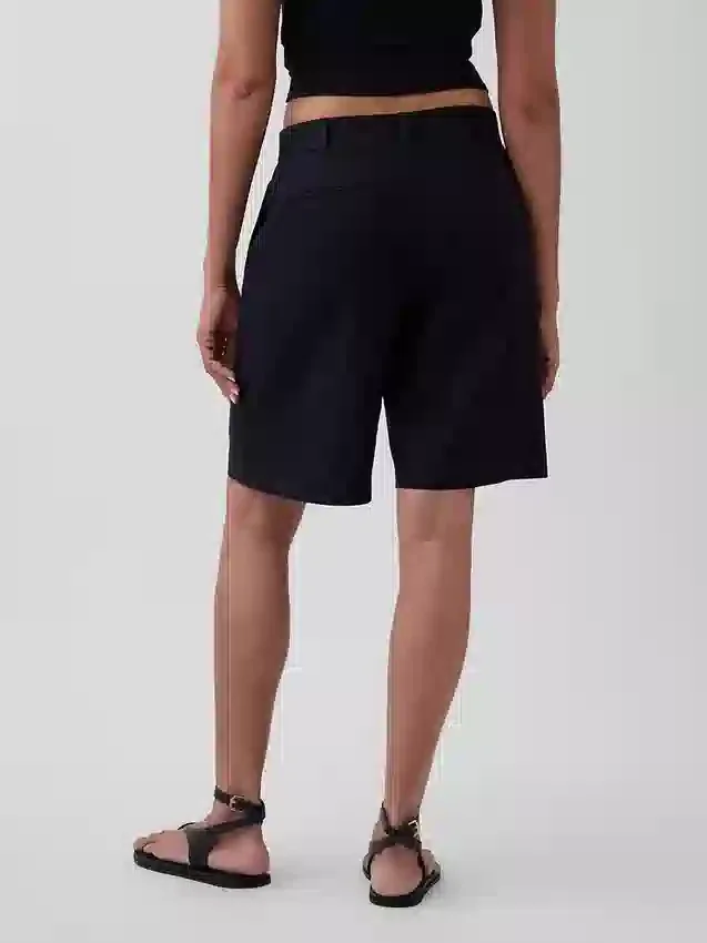 9" shorts i linblanding med lav midje