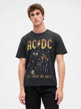 AC/DC T-skjorte med grafisk trykk i avslappet passform
