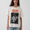 AC/DC T-skjorte med grafisk trykk i avslappet passform
