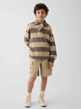 Avslappede, enkle cargoshorts for barn