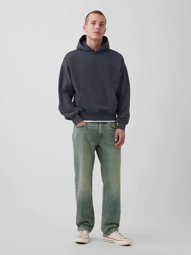 Avslappede, rette jeans