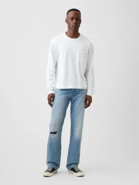 Avslappede, rette jeans