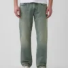 Avslappede, rette jeans