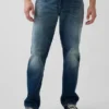 Avslappede, rette jeans