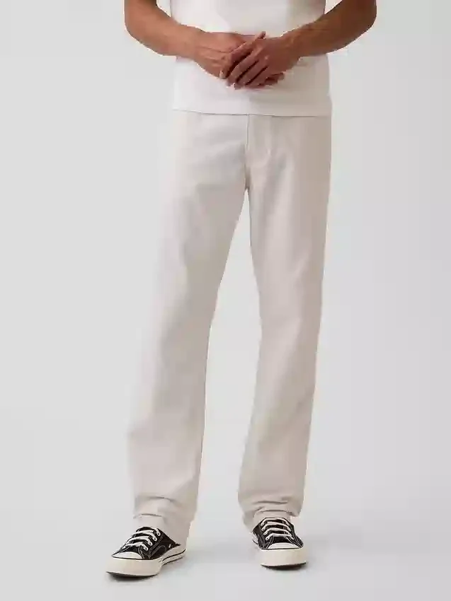 Avslappede, rette jeans