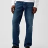 Avslappede, rette jeans