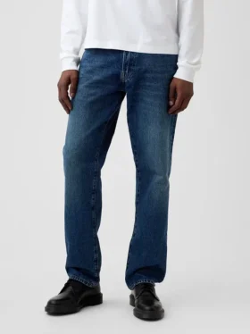 Avslappede, rette jeans