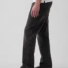Avslappede, rette jeans