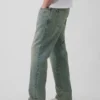 Avslappede, rette jeans