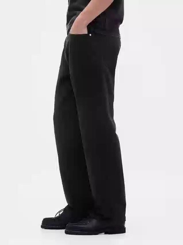 Avslappede, rette jeans