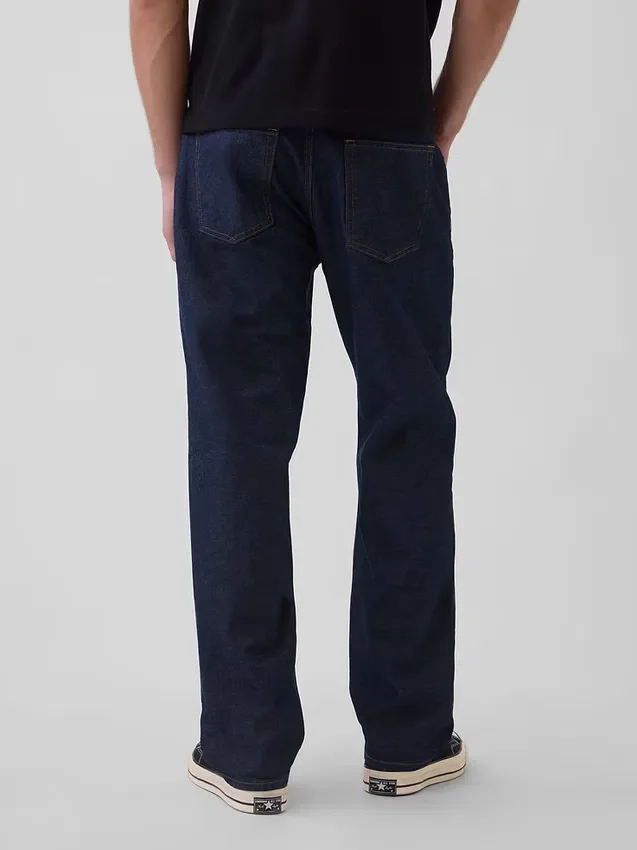 Avslappede, rette jeans