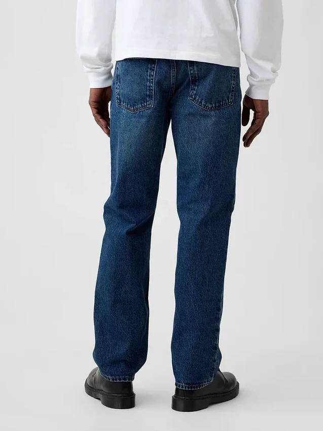 Avslappede, rette jeans