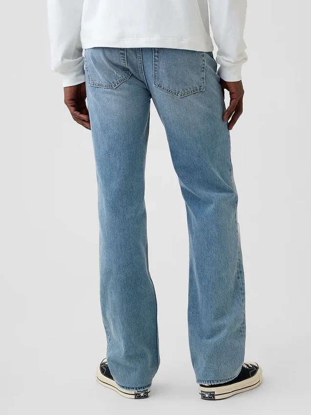 Avslappede, rette jeans