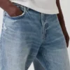 Avslappede, rette jeans