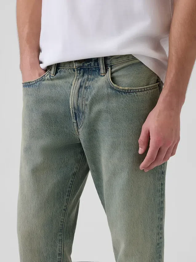 Avslappede, rette jeans