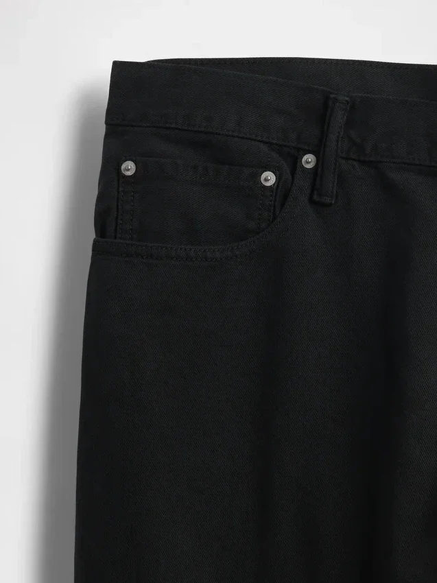 Avslappede, rette jeans