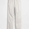 Avslappede, rette jeans