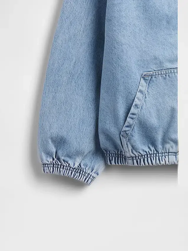 Avslappet denimjakke med hette for barn