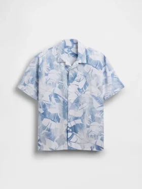 Avslappet ferieskjorte for barn i strukturert blomstermønster