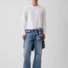Avslappet Henley-T-skjorte