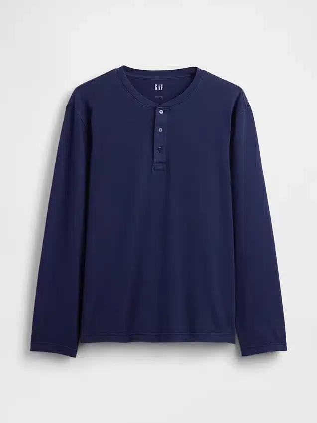 Avslappet Henley-T-skjorte